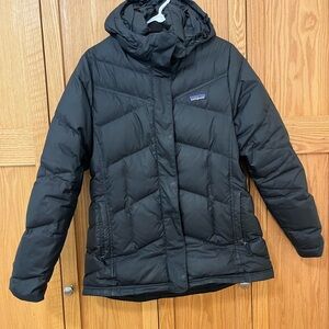 Patagonia Women's Dark Puffer Coat